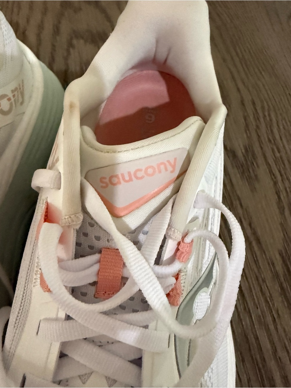Saucony Women's White and Pink Athletic Running Sneakers - Picture 3 of 7